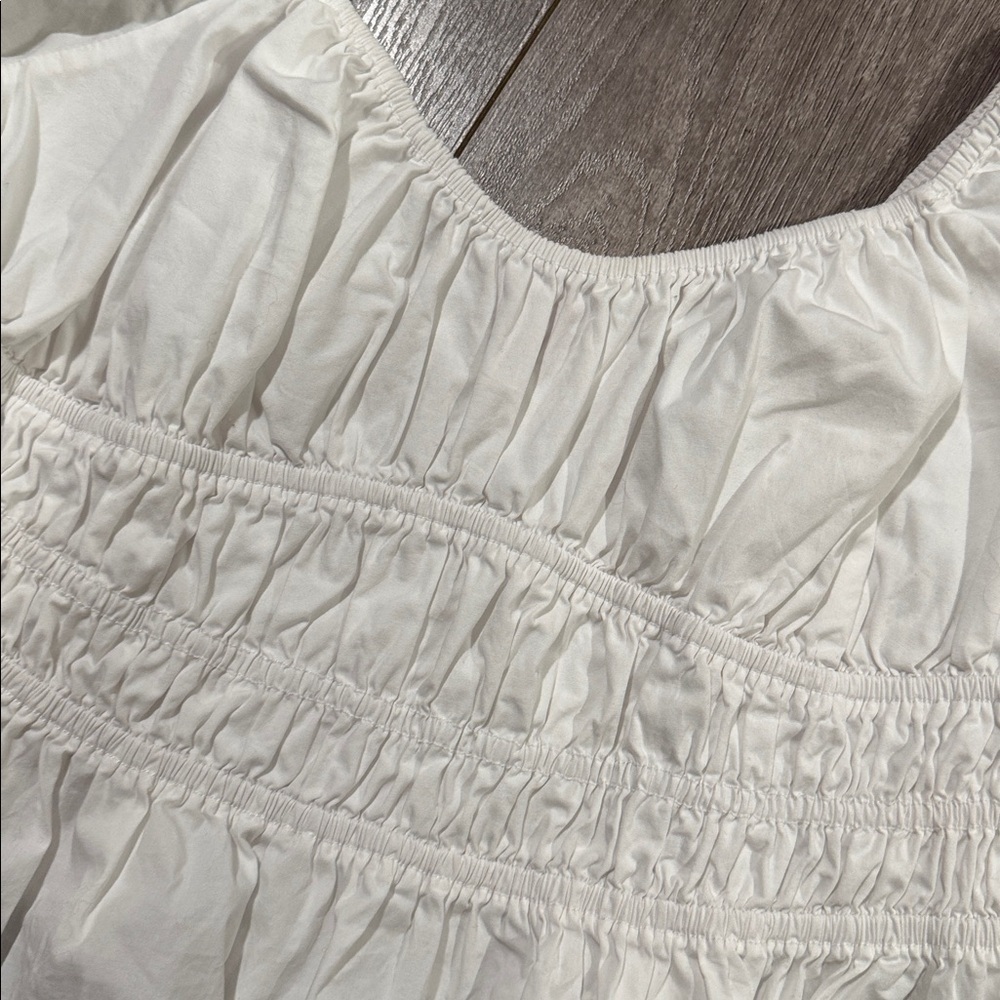 This is a STAUD Faye cropped shirred stretch-cotton top in white L - Picture 3 of 5